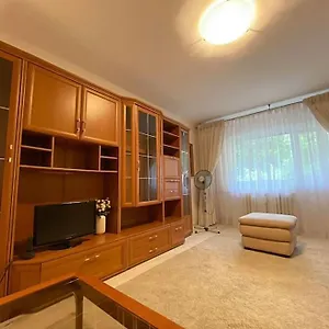  Apartament Lovely & Quiet 1-bedroom With Free Parking