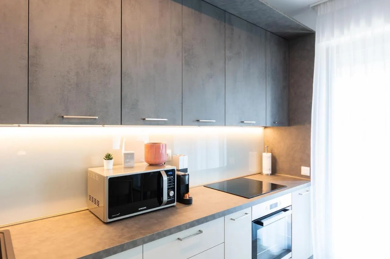 Wonderful Scape Apartment Bucureşti 0*,