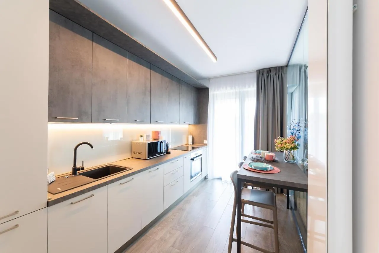 Wonderful Scape Apartment Bucureşti