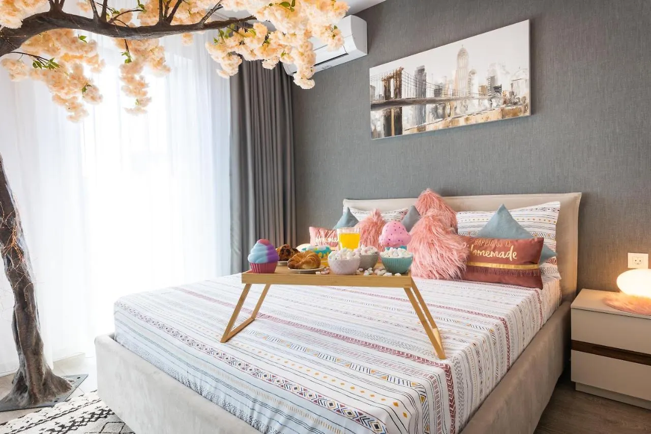 Wonderful Scape Apartment Bucureşti